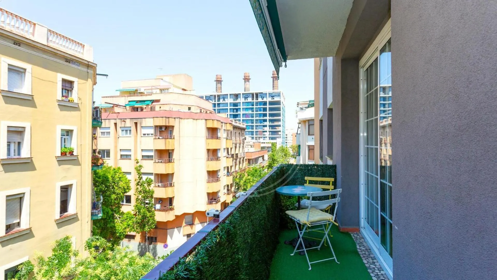Beautiful Apartment In Montjuic Barcelona