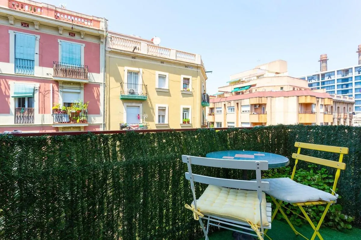 Beautiful Apartment In Montjuic Barcelona 0*,  Espanha